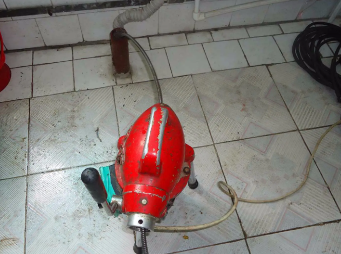 新巴尔虎右下水道疏通